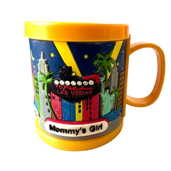 LAS VEGAS Mommy's Girl Plastic 3D PVC Rubber Mug City Scape Yellow Welcome - Picture 1 of 12